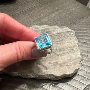 Elegant Silver Blue Gemstone Ring